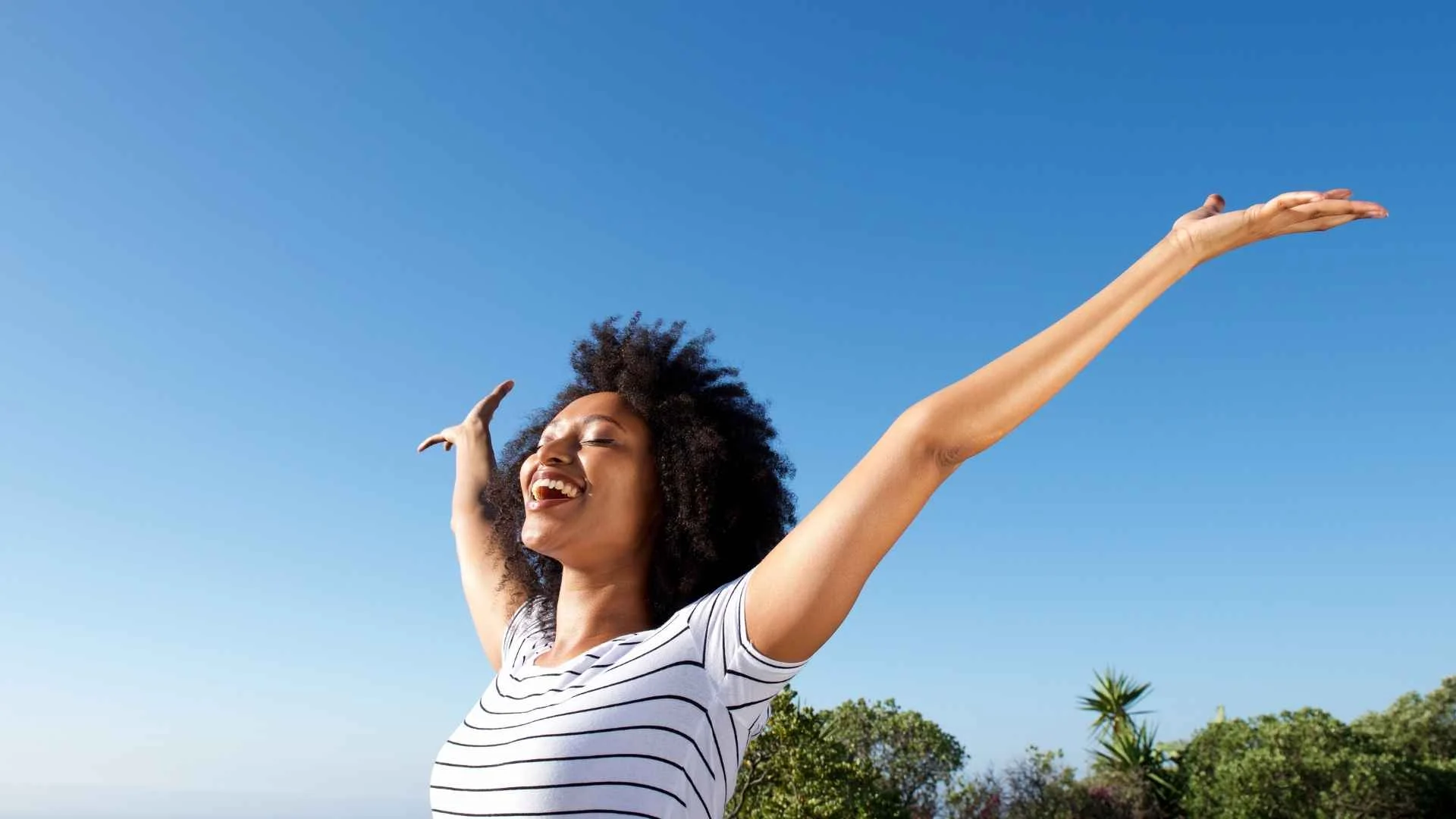 5 Signs You’re Outgrowing Your Old Life (And Why That’s a Good Thing)