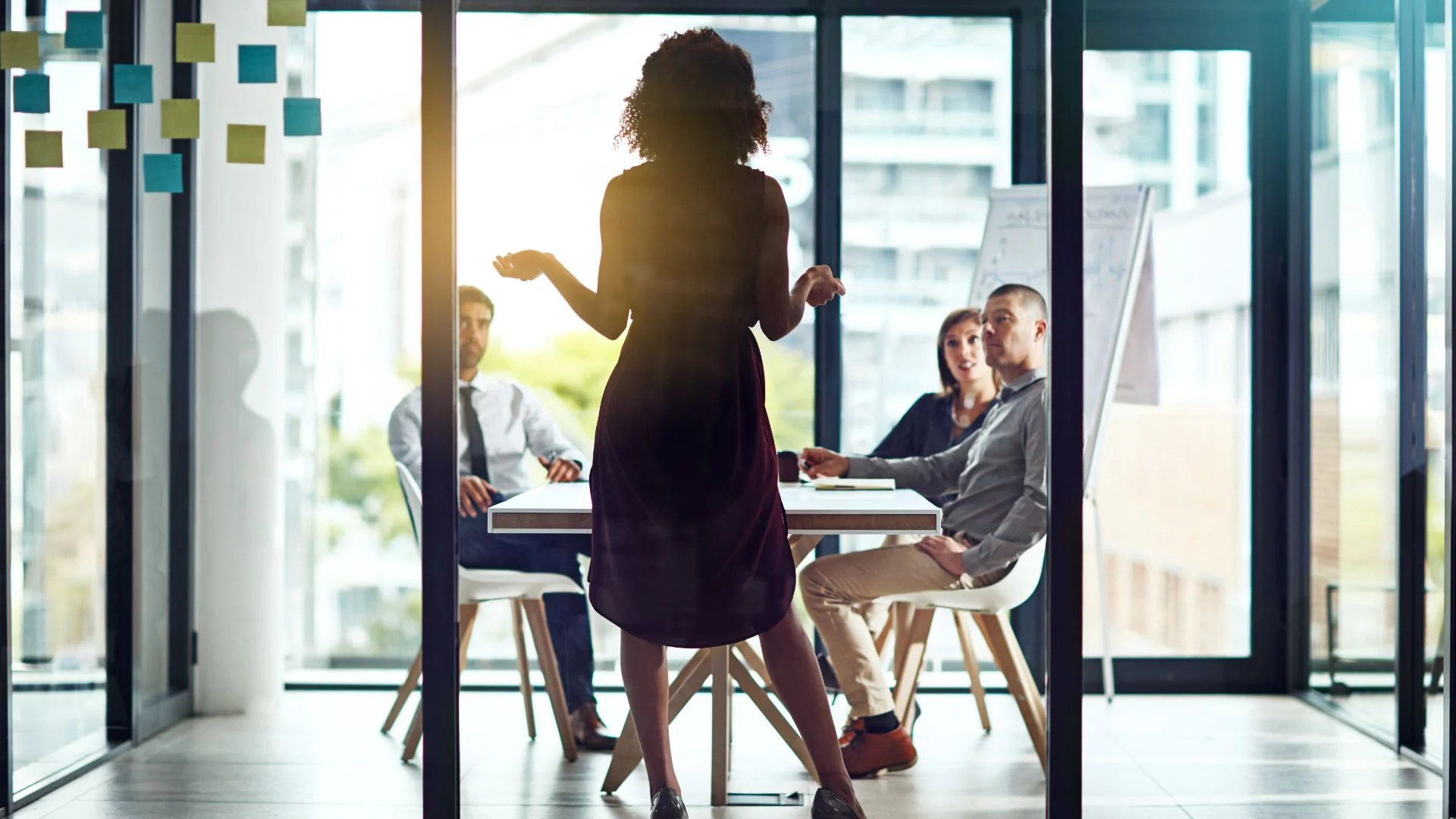 Executive presence women building through authentic leadership women leadership development without changing who they are in a professional setting