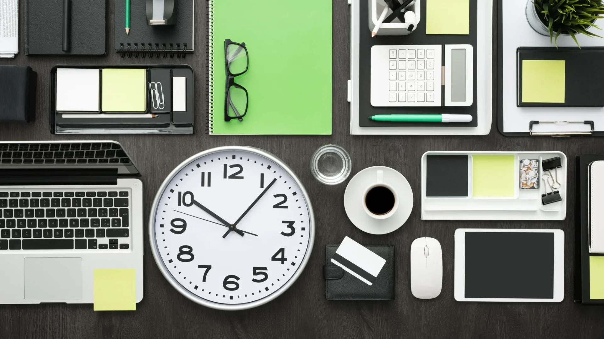 Women leadership productivity and productive women leaders mastering leadership time management in a focused and intentional professional setting