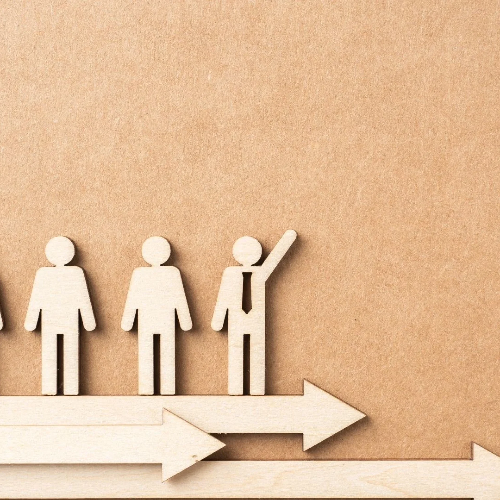 Vision and structure in leadership systems showing organized direction and sustainable leadership strategy